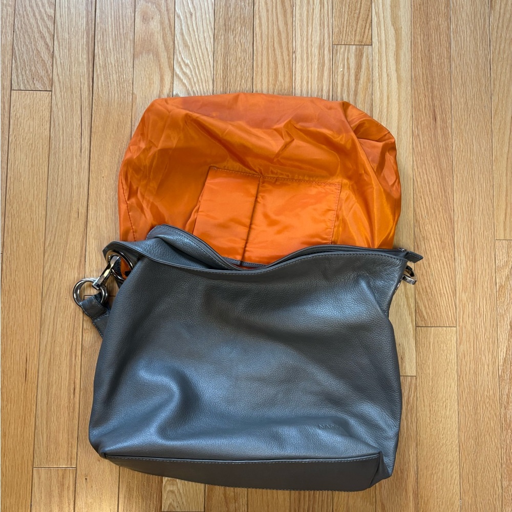 Nappa, Canadian Brand, Gray Leather Shoulder Bag, like new! - Picture 9 of 16